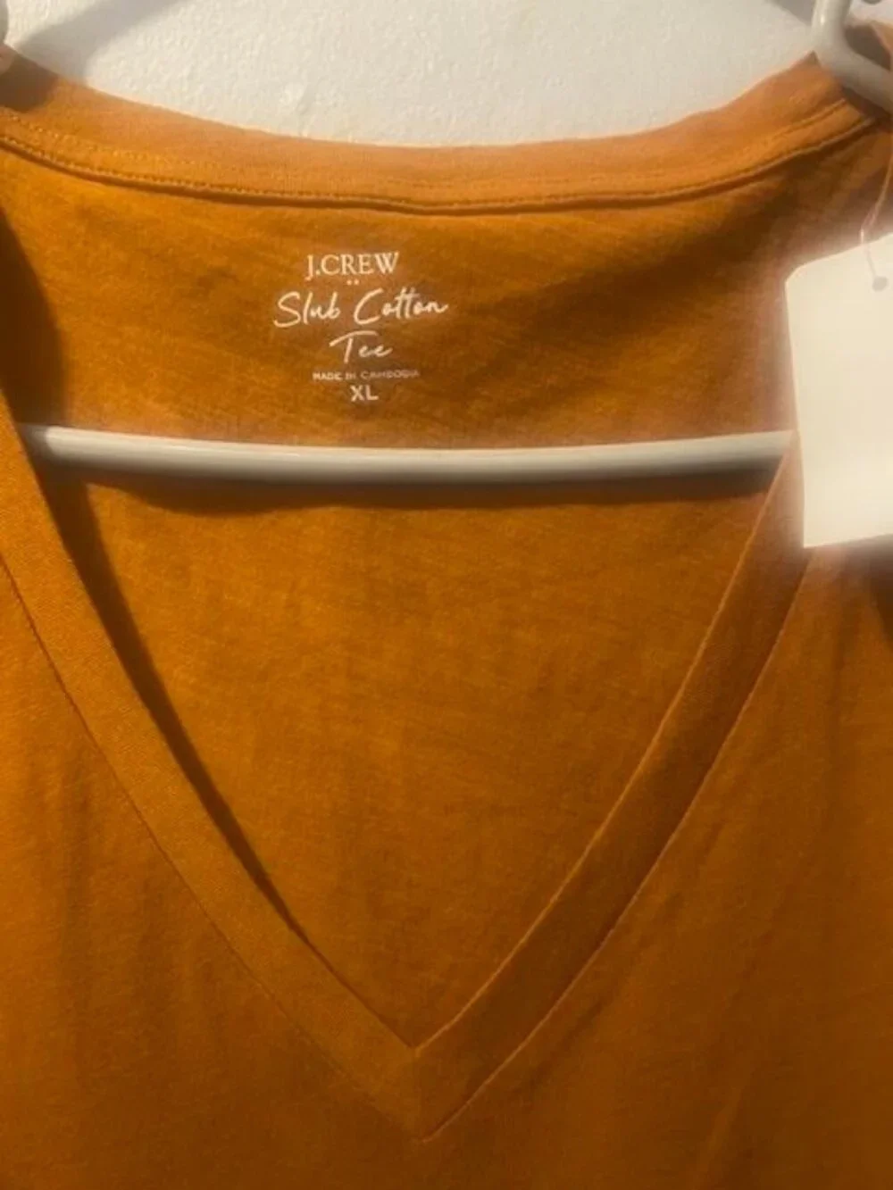 NWT J.Crew Slub Cotton Tee XL Burnt Orange V-Neck Short Sleeve T-Shirt Casual - Picture 2 of 5